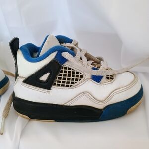 Nike Kids White and Blue Sneakers